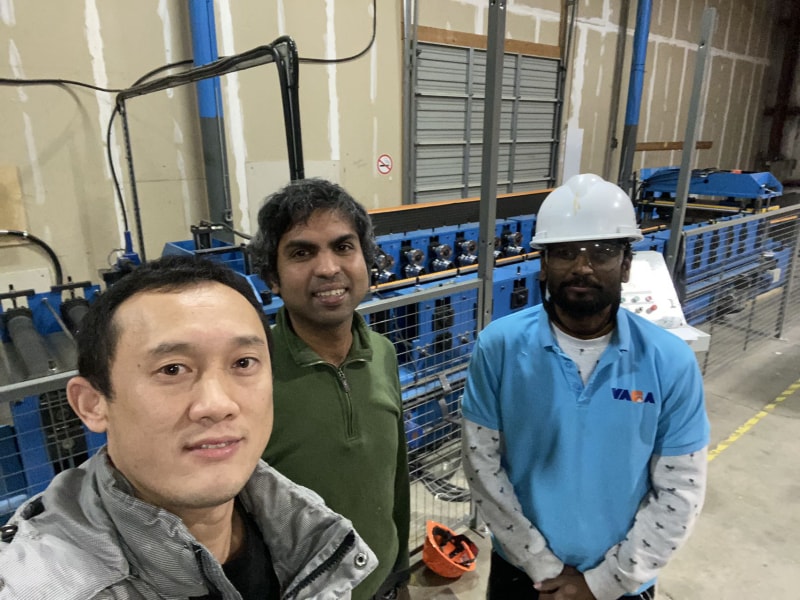 OG视讯冷弯聚氨酯复合板底板机设备 成功交付巴西 助力客户生产升级